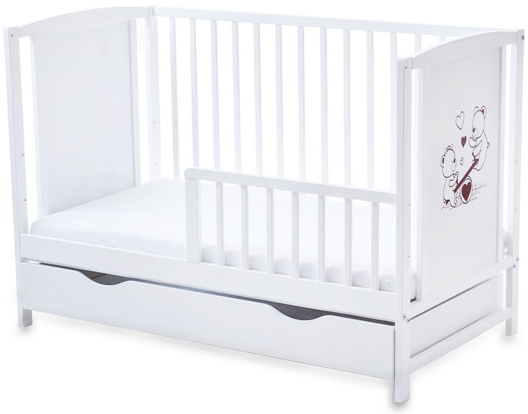 Кроватка с матрасом для новорожденного